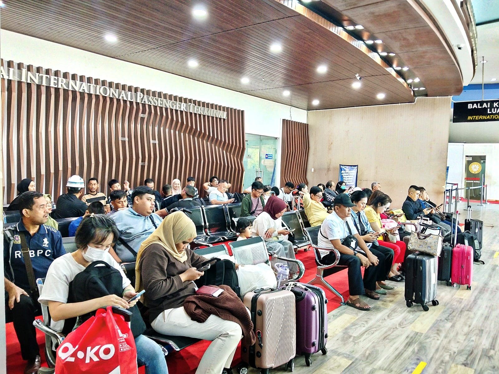 Arus Penumpang Pelabuhan Dumai Terus Meningkat