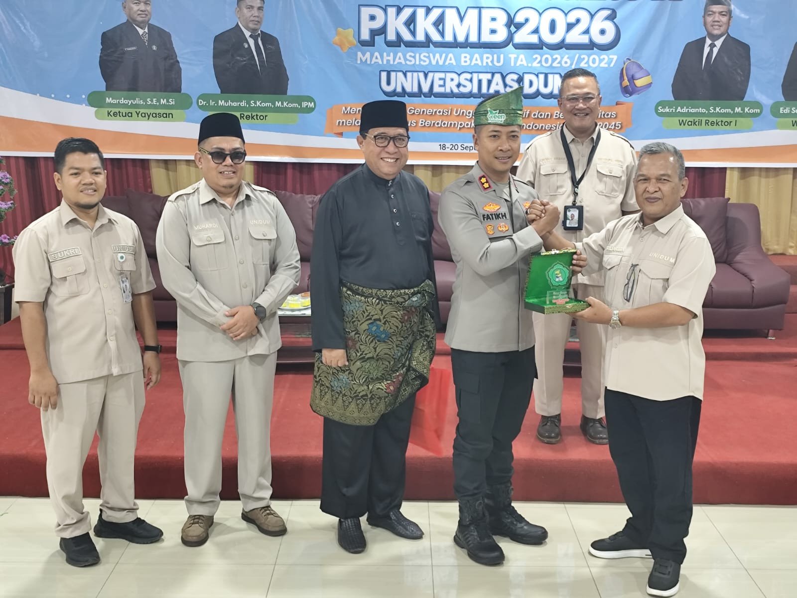 Kapolres Dumai Ajak Mahasiswa Baru Implementasikan Cinta Tanah Air dan Peduli Lingkungan