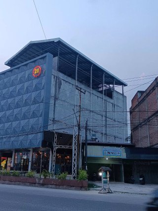 Tak Miliki Izin PBG, Pengelola Super 21 Resto Dumai Diduga Berani Langgar Perizinan Bangunan