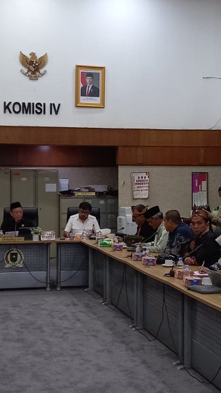 Pansus DPRD Riau Terima Berbagai Masukan soal Karhutla